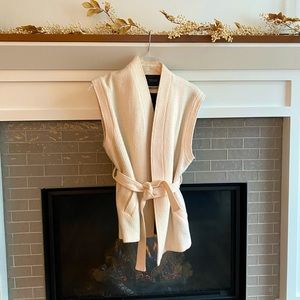 Scotch and Soda cream vest